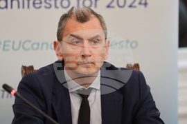 Парламент - Европейски манифест за рака - кръгла маса