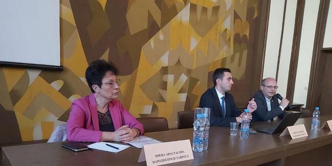 Ирена Анастасова от Ловеч: Докато здравето е търговия и не сменим модела – болници като ловешката ще загиват