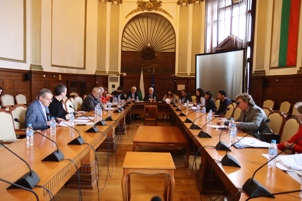 Министър Вътев: Реализацията на проектите за възстановяване на хидромелиоративната система в страната се движи по план 