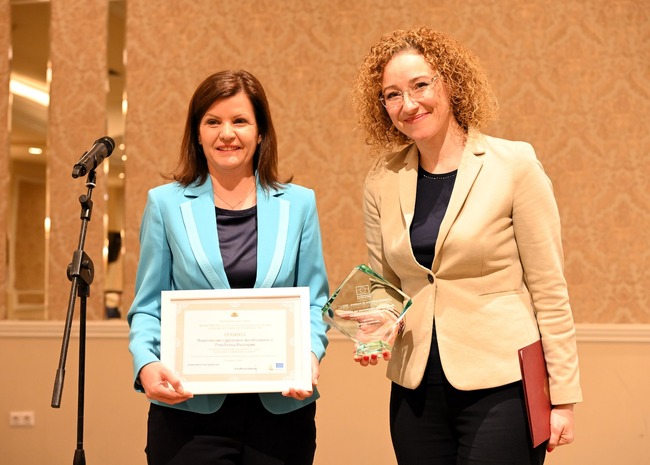 Министър Шалапатова пред социални работници: Всеки ден заслужавате нашата признателност