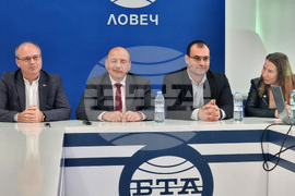 Национален пресклуб на БТА Ловеч - социални работници - среща