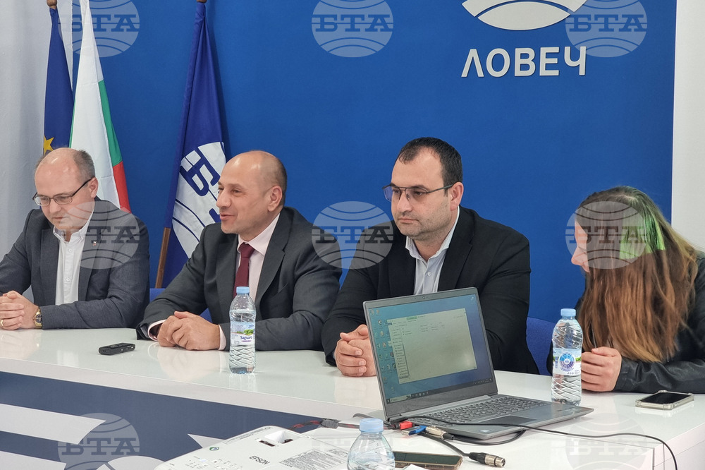 Национален пресклуб на БТА Ловеч - социални работници - среща