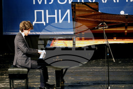 Русе - Мартенски музикални дни - Емануил Иванов