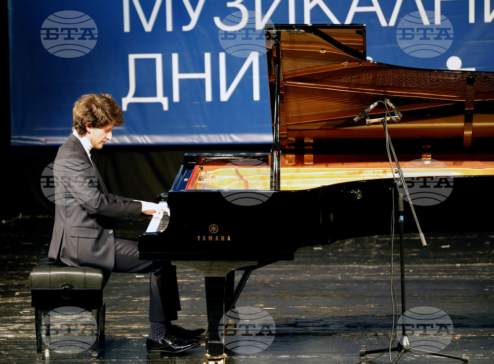 Русе - Мартенски музикални дни - Емануил Иванов
