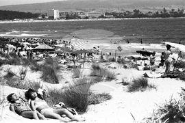 Приморско - Младежки международен лагер - плаж - изглед