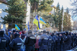 Украински граждани - протест