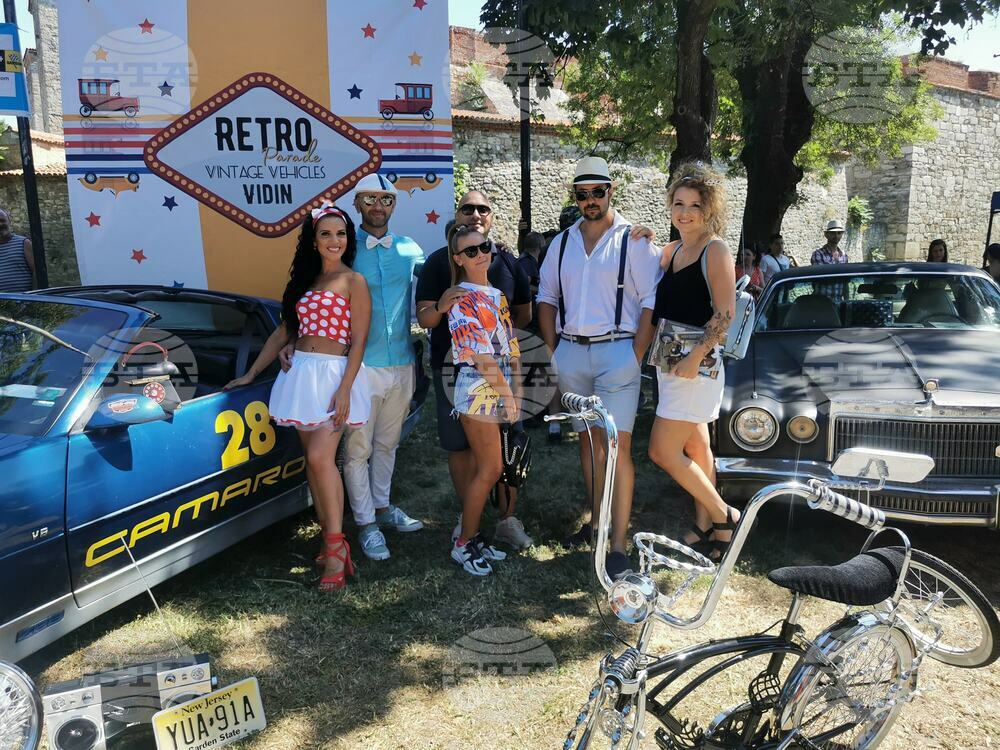 Видин е домакин на Международния парад за ретро автомобили Vintage vehicles Vidin 2022