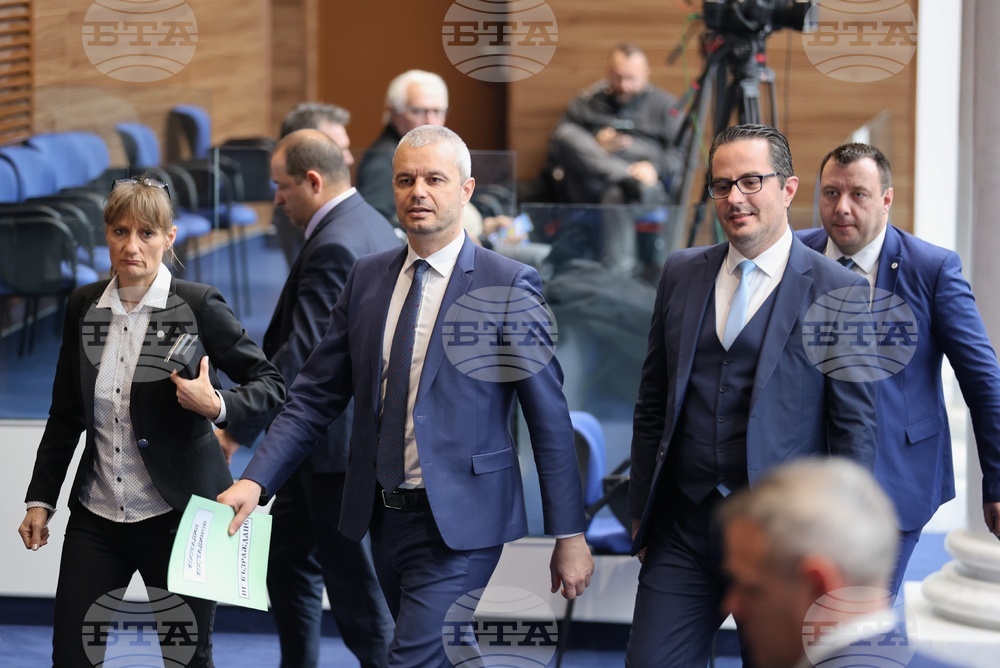 Vazrazhdane Will Vote against Gabriel Government
