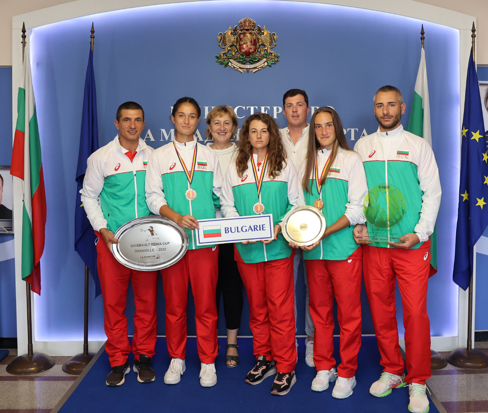 Весела Лечева - тенис - девойки до 18 години - среща