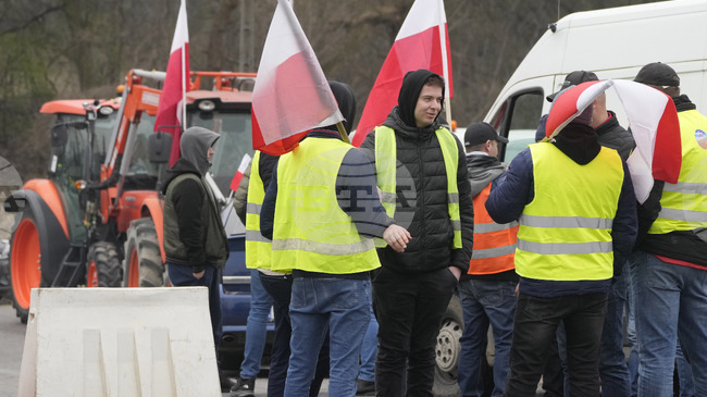 Полски земеделци протестират във Варшава срещу споразумението ЕС-Меркосур