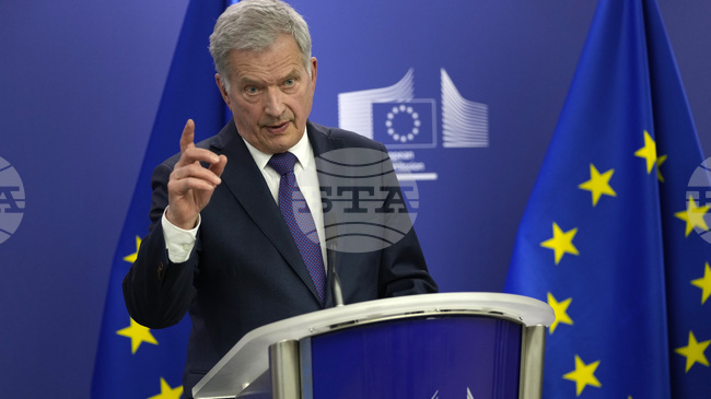 Европейците трябва да говорят с Путин, каза бивш финландски президент