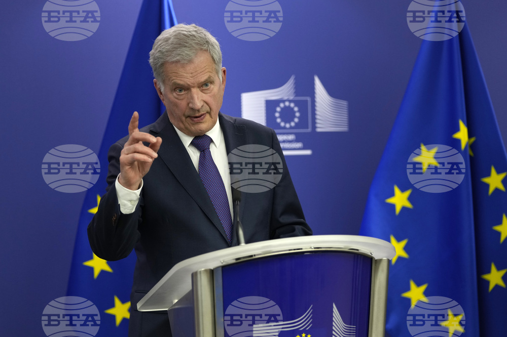 Европейците трябва да говорят с Путин, каза бивш финландски президент