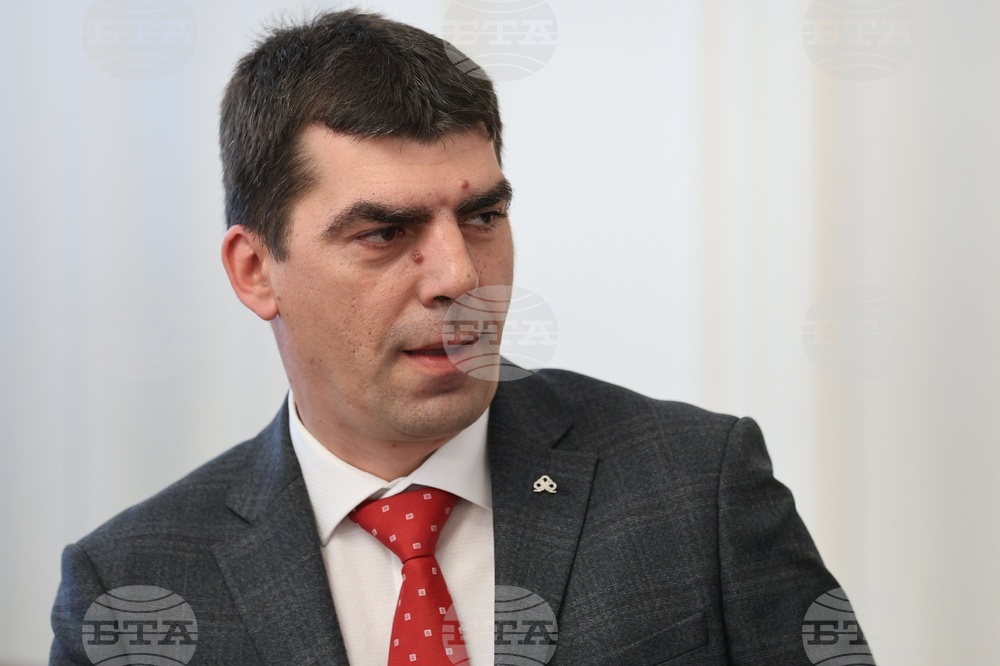 Парламент - Комисия по регионална политика, благоустройство и местно самоуправление