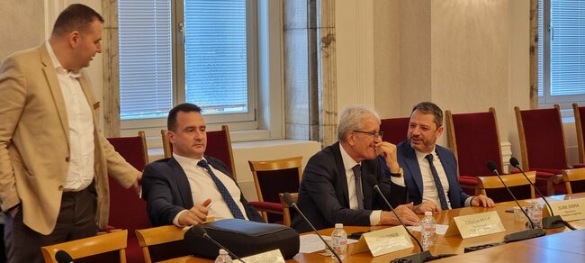 Комисията по енергетика в НС прие на второ четене законопроекта за ратифициране на споразумението със САЩ за развитие на ядрената енергетика у нас