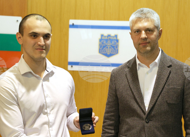 Варна - полицай - награждаване