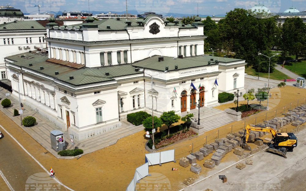 Площад "Народно събрание" - ремонт