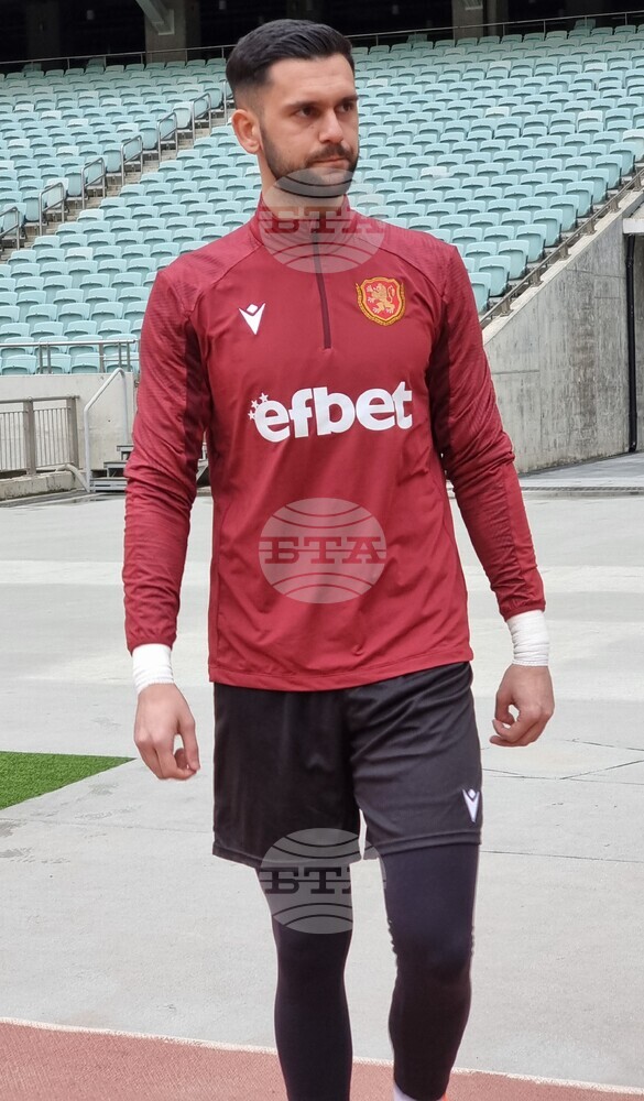 "Люксембург направи мача труден за нас, но е важно да печелим и такива двубои", доволен е вратарят на България Димитър Митов