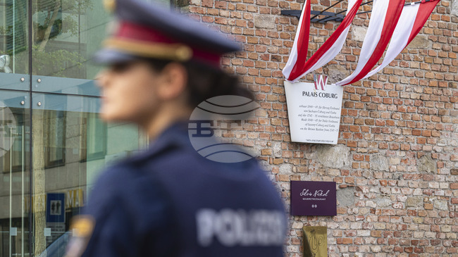 Масово сбиване на иранци във Виена след възпоменание за Хаменей, девет души са ранени