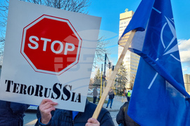 Украински граждани - протест