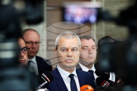 Народно събрание - кулоари - „Възраждане“ - брифинг