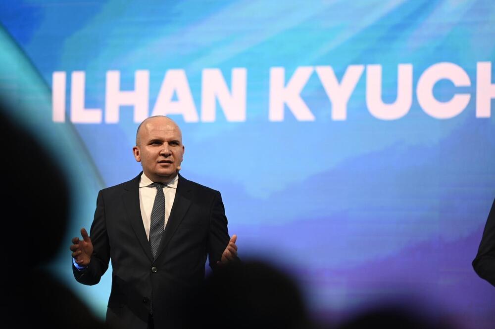 Илхан Кючюк от конгреса на либералите: Не социологията, а европейските граждани ще решат съдбата на Европа