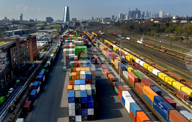 Бизнес климатът в Германия продължава да се влошава, сочи проучване на "Ифо" 