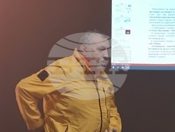 Снимка: Драматичен театър – Ловеч