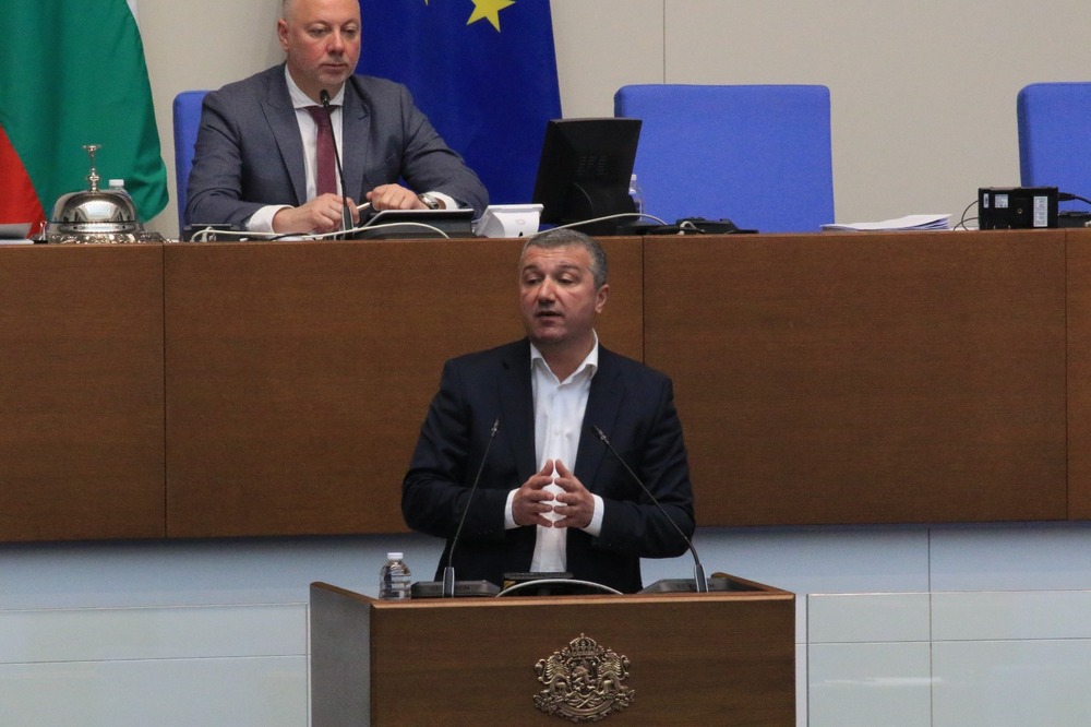 Драгомир Стойнев, БСП: От бързането на управляващите с либерализация на пазара на ток ще пострадат хората