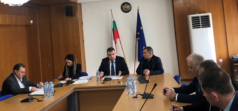 Областна администрация Смолян: Под председателството на областния управител Захари Сираков АВиК-Смолян проведе общо събрание