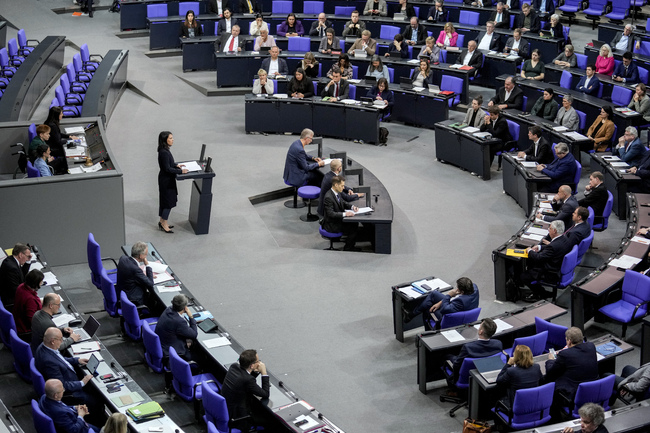 Германското правителство и опозицията постигнаха напредък по законопроект за въвеждане на защити за Конституционния съд