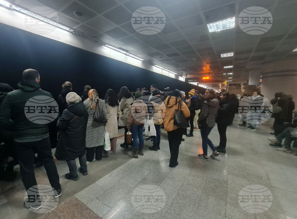 Турция - Анкара - метро - повреда