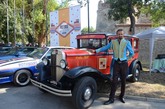 Кметът на Видин откри шестото издание на Ретро парада 