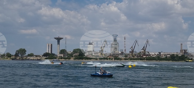 Никопол - национален шампионат по водомоторен спорт и на атрактивен Джет ски събор