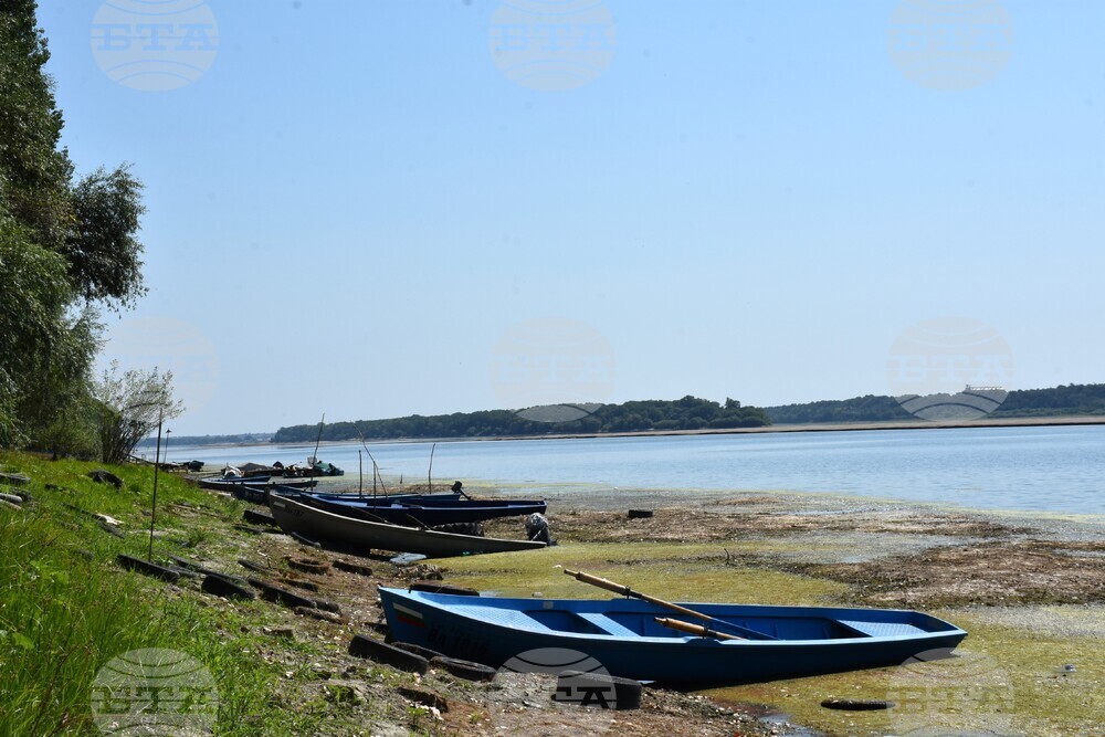 Лодка с туристи се преобърна край делтата на Дунав в Румъния; сред жертвите има и дете 