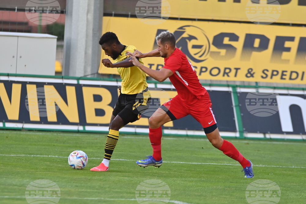 Пловдив - Футбол - Ботев (Пловдив) - Неа (Саламин)