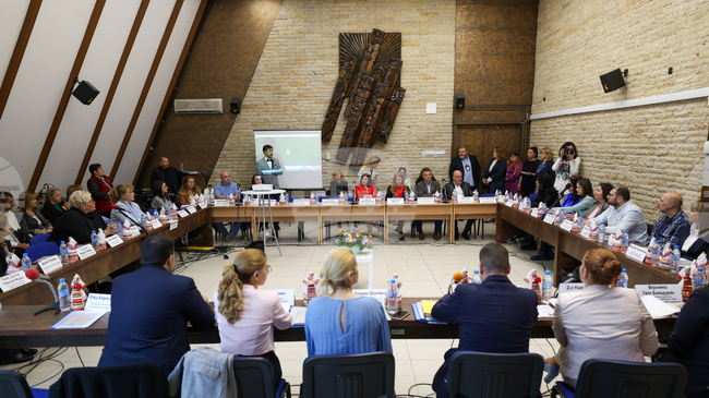 Благоевград - приемна грижа - кръгла маса