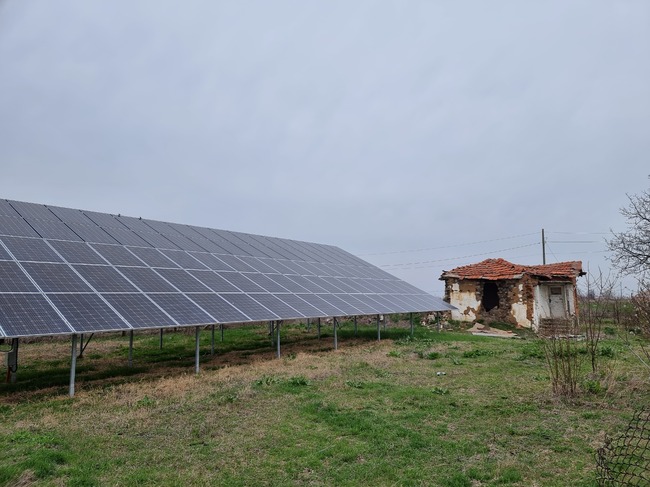 Жители на селата Дреновец, Тополовец и Динково протестираха срещу изграждането на фотоволтаичен парк