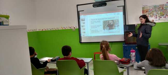 Първо самостоятелно извънкласно занятие на студент по програма „Еразъм+“ се състоя в училище „Абагар“ в Италия