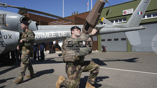 Бундесверът създава екипи за бързо реагиране за противодействиe на заплахите от дронове 