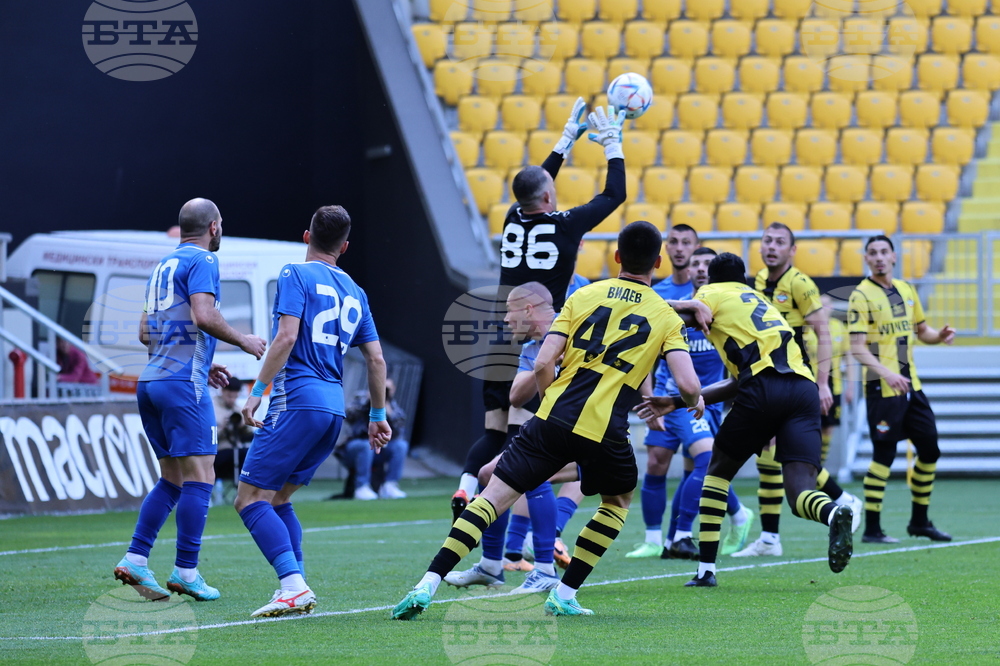 Пловдив - футбол - Ботев (Пловдив) - Марица (Пловдив)