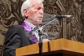 Велико Търново - почетни граждани - отличия