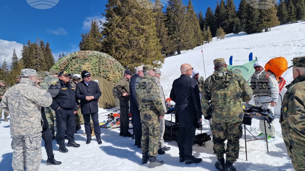 Defence Minister Tagarev Stresses Importance of Regular Government