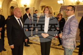 Румъния - вицепрезидент - изложба - откриване