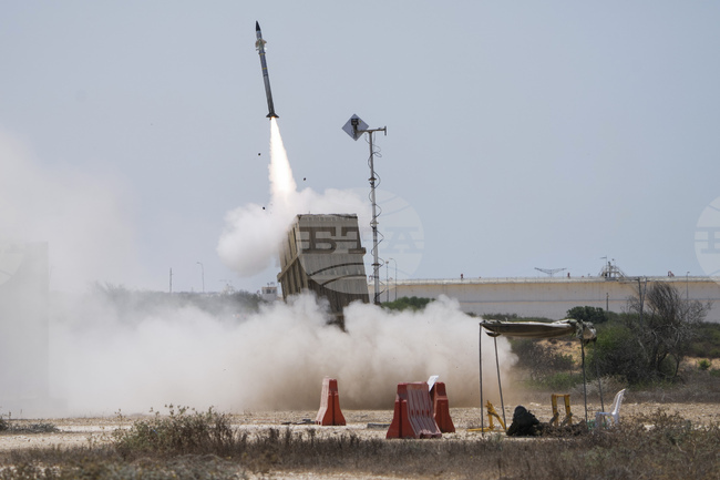 ЦАХАЛ засече нов ракетен залп от Иран срещу Израел