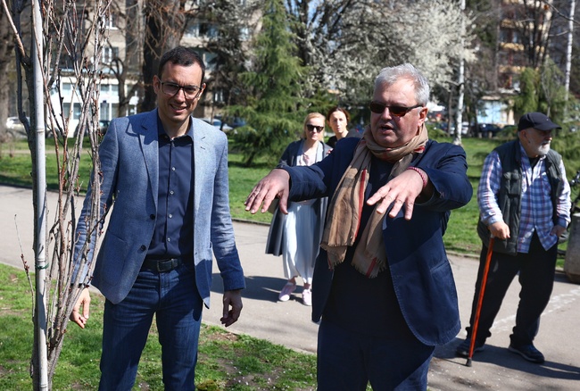 Ако искаме работеща администрация, е нужно да променим нивата на заплащане, каза кметът на София Васил Терзиев