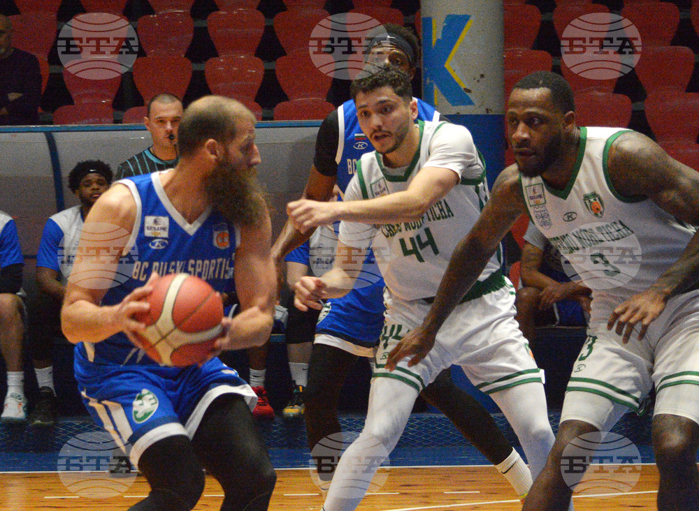 Баскетболният шампион Рилски спортист надигра носителя на Купата на България Черно море Тича