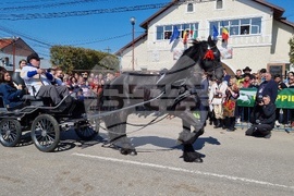 Румъния - Търговище - Илияна Йотова - Конски Великден