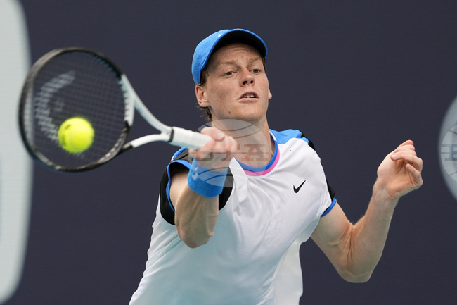 Яник Синер се класира за четвъртфиналите на турнира от сериите Мастърс по тенис в Индиън Уелс