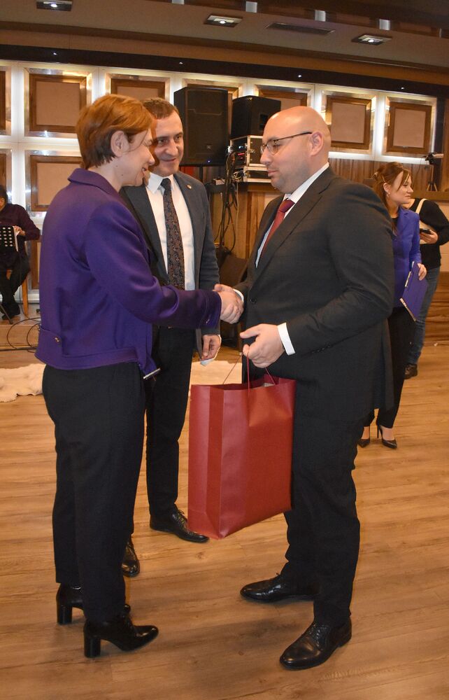 Община Разград: Кметът Добрин Добрев се срещна с посланика на Турция Айлин Секизкьок по време на вечеря ифтар