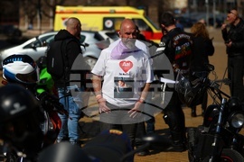 Мотошествие в подкрепа на донорството на яйцеклетки